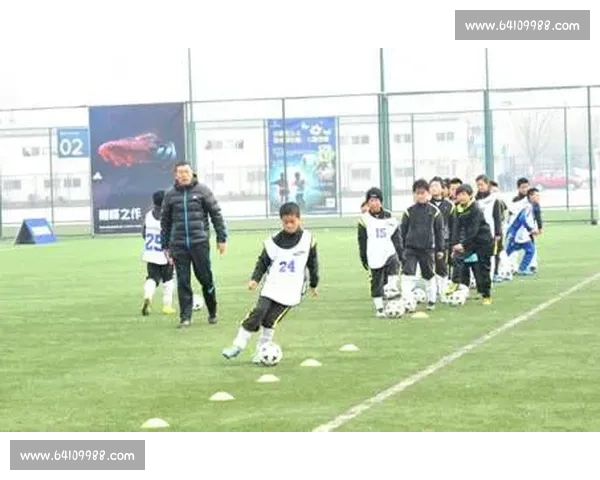 足球从娃娃抓起:点燃未来之星的绿茵梦想